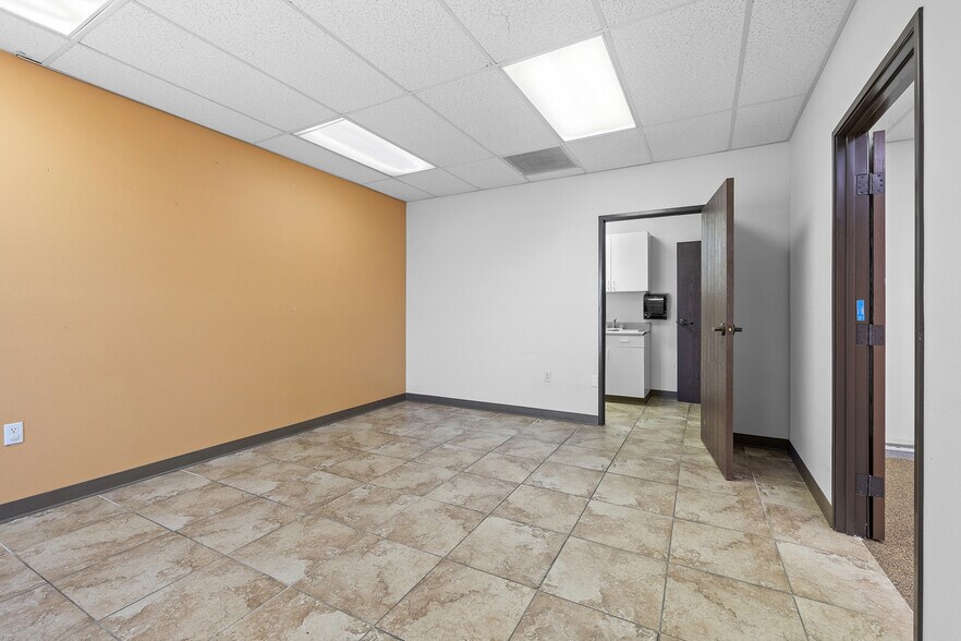 More Photos Of 82632 Highway 111, Indio Office For Sale