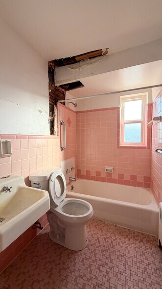 More Photos Of 2894-2898 Harrison Ave, Cincinnati Apartments For Sale