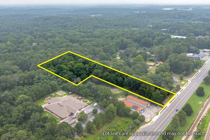 More Photos Of 6127 Roosevelt Hwy, Union City Office Residential For Sale