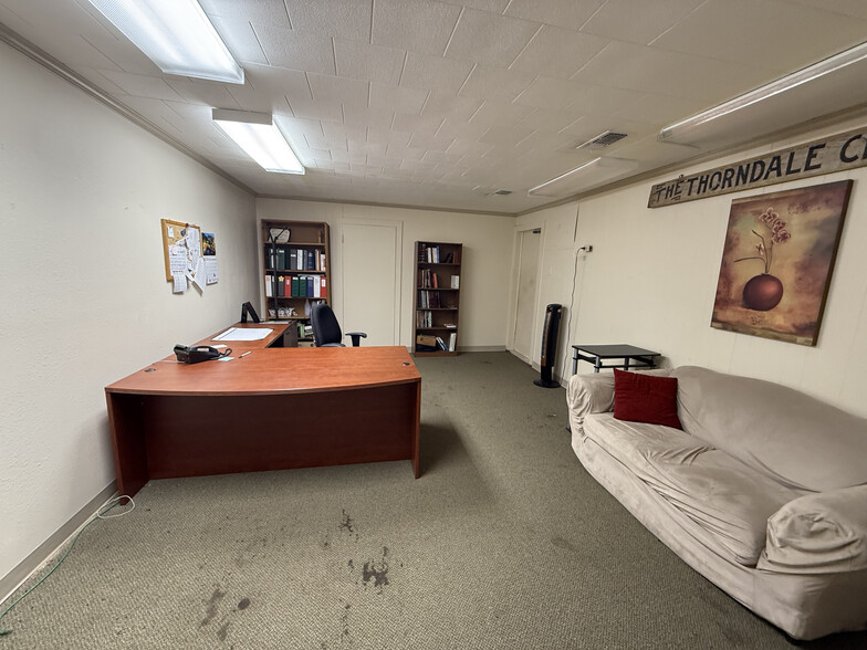 More Photos Of 108 E 1st St, Cameron General Retail For Sale