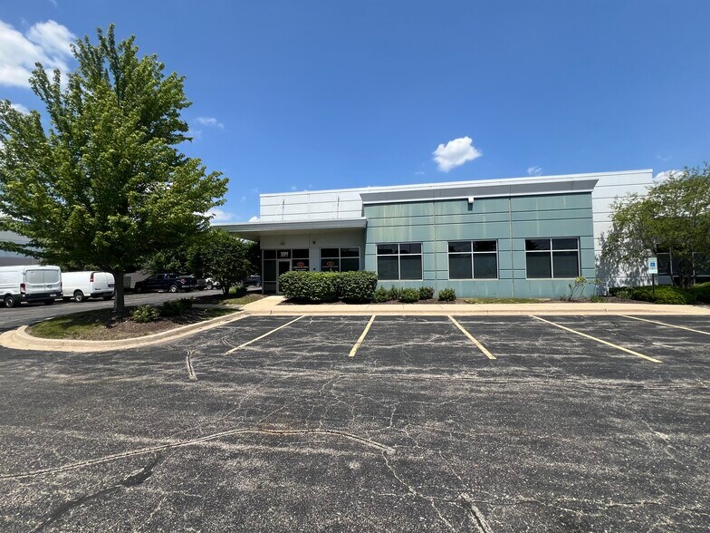 More Photos Of 1292 Humbracht Cir, Bartlett Warehouse For Sale