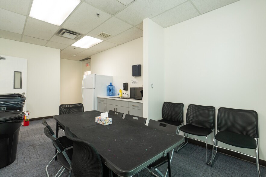 More Photos Of 1638 Foster's Way, Delta Warehouse For Lease