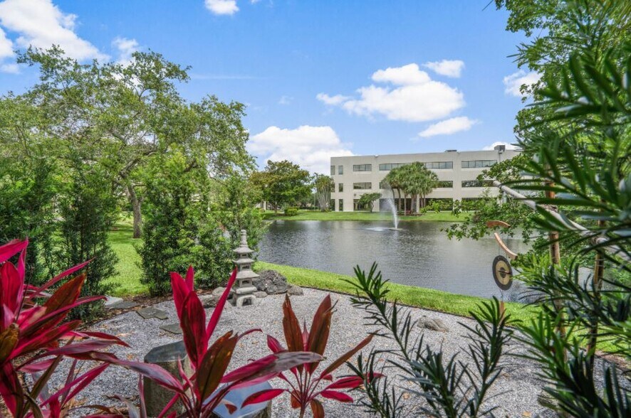 More Photos Of 4500 N State Road 7, Lauderdale Lakes Unknown For Lease