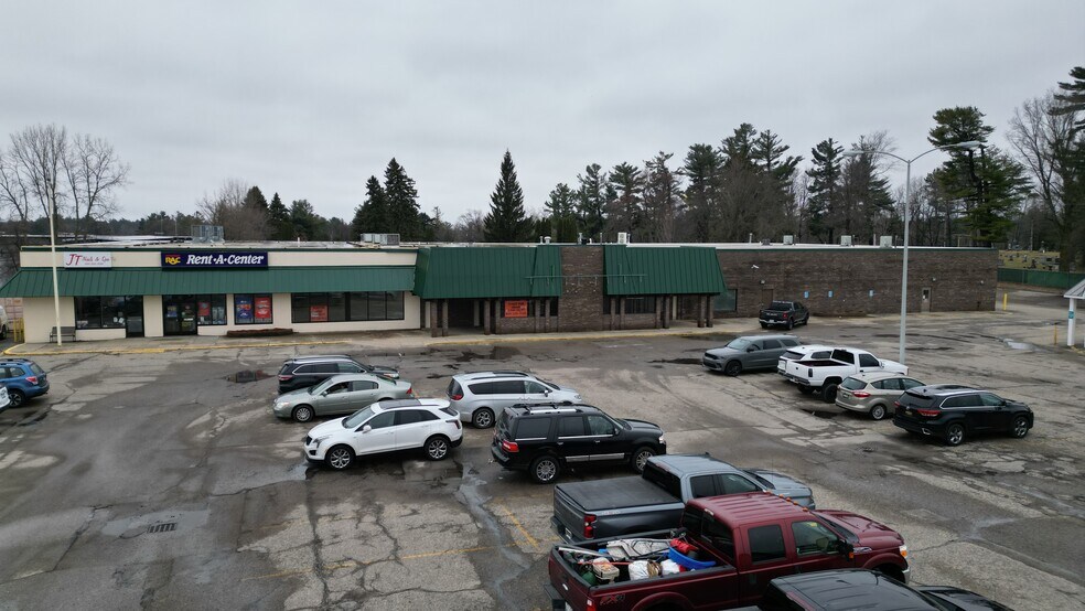 More Photos Of 520-522 E Houghton Ave, West Branch General Retail For Lease