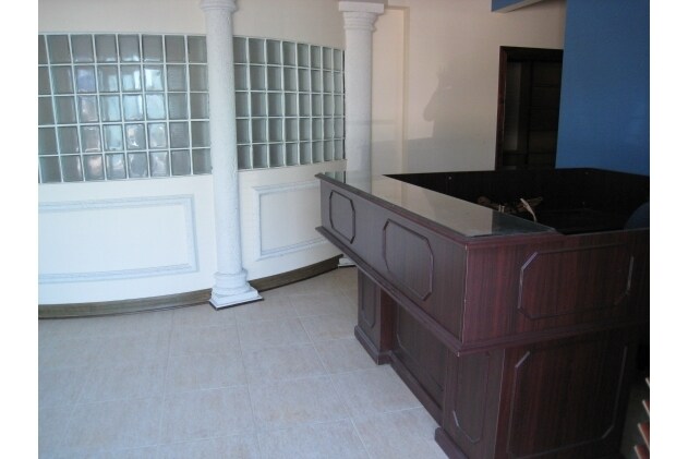 More Photos Of 1955 N Tyler St, Hollywood Medical For Sale