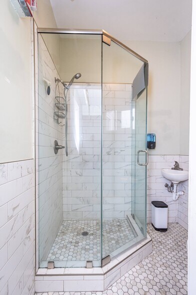 More Photos Of 1010 10th St, Sacramento Apartments For Sale
