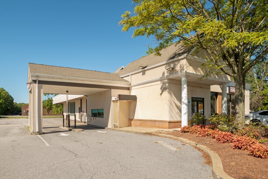 More Photos Of 3425 Leonardtown Rd, Waldorf Fast Food For Lease