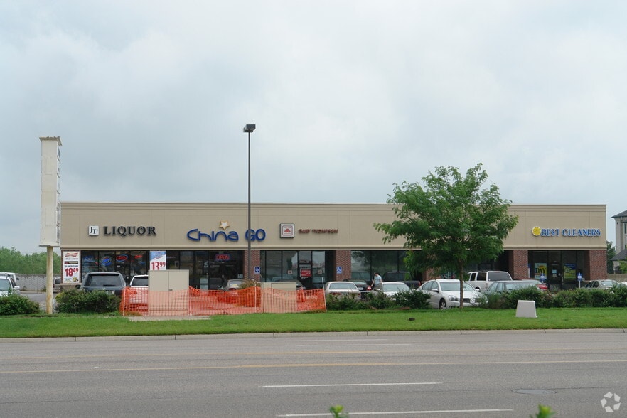 Primary Photo Of 3700-3708 N Woodlawn Blvd, Wichita Storefront Retail Office For Lease