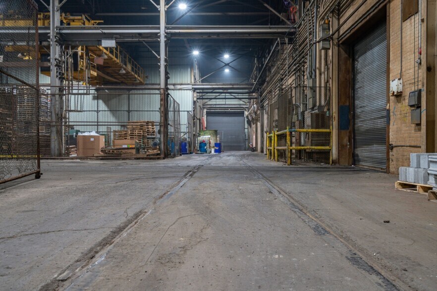 More Photos Of 621 Dana St NE, Warren Manufacturing For Lease