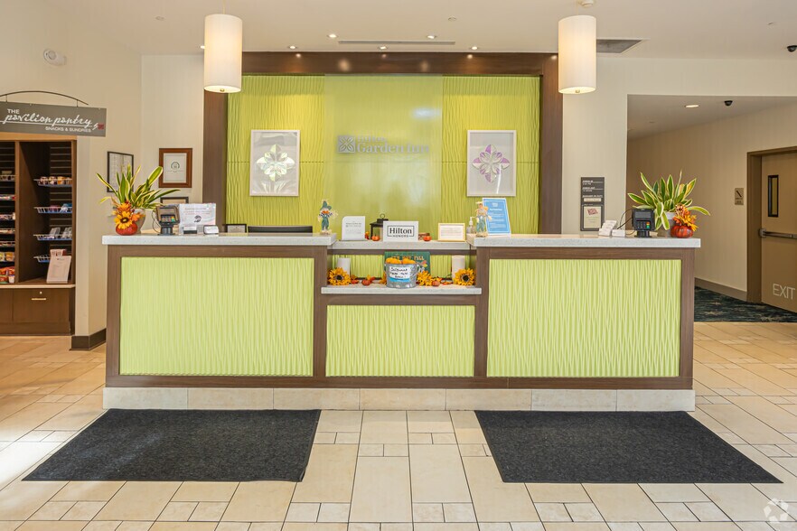 More Photos Of 350 Holiday Square Blvd, Covington Hotel For Sale