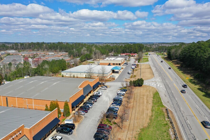 More Photos Of 1667 Shug Jordan Pky, Auburn Flex For Lease