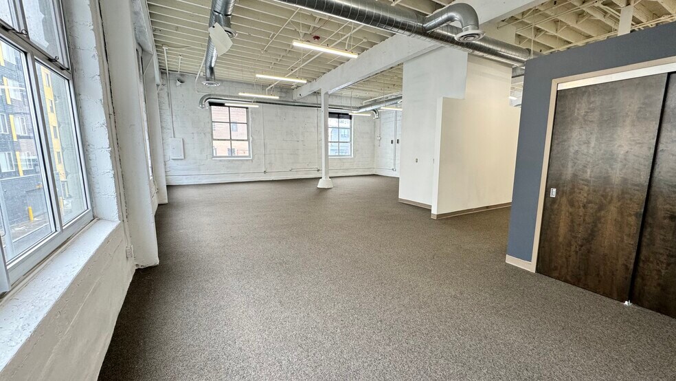 More Photos Of 15-17 Pitkin St, Rochester Loft Creative Space For Lease