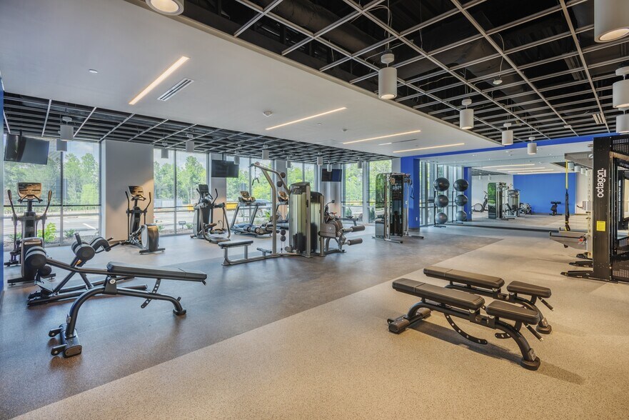 More Photos Of 710 Slater Rd, Morrisville Office For Lease