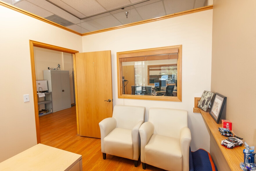 More Photos Of 2519 S Shields St, Fort Collins General Retail For Sale