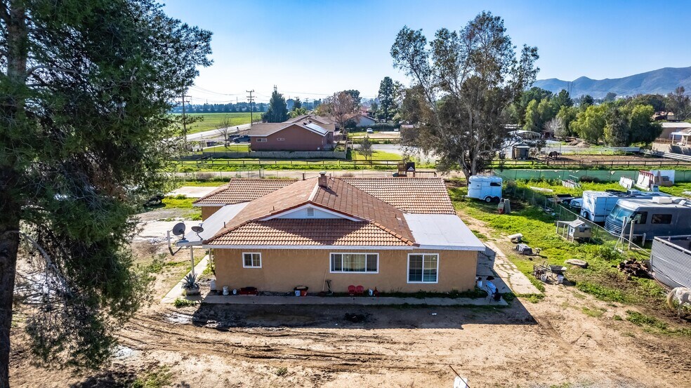 More Photos Of 26041 Murrieta Rd, Menifee Land For Lease