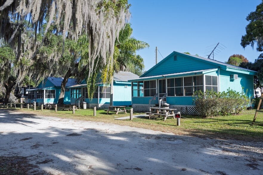 More Photos Of 15008 SE HWY 301, Hawthorne Manufactured Housing Mobile Home Park For Sale