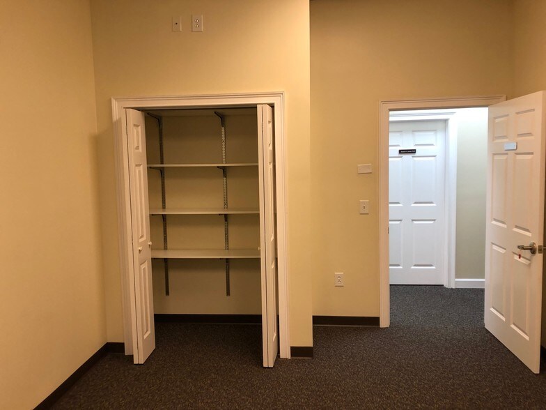 More Photos Of 105 Central Ave, Goose Creek Medical For Lease