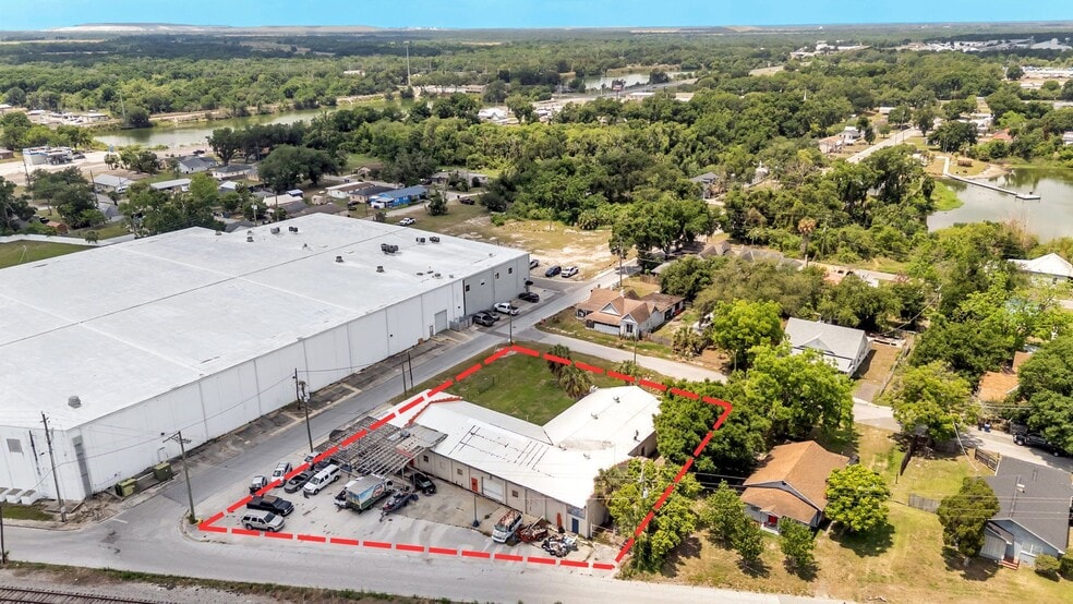 Primary Photo Of 400 NW Phosphate Blvd, Mulberry Industrial For Sale