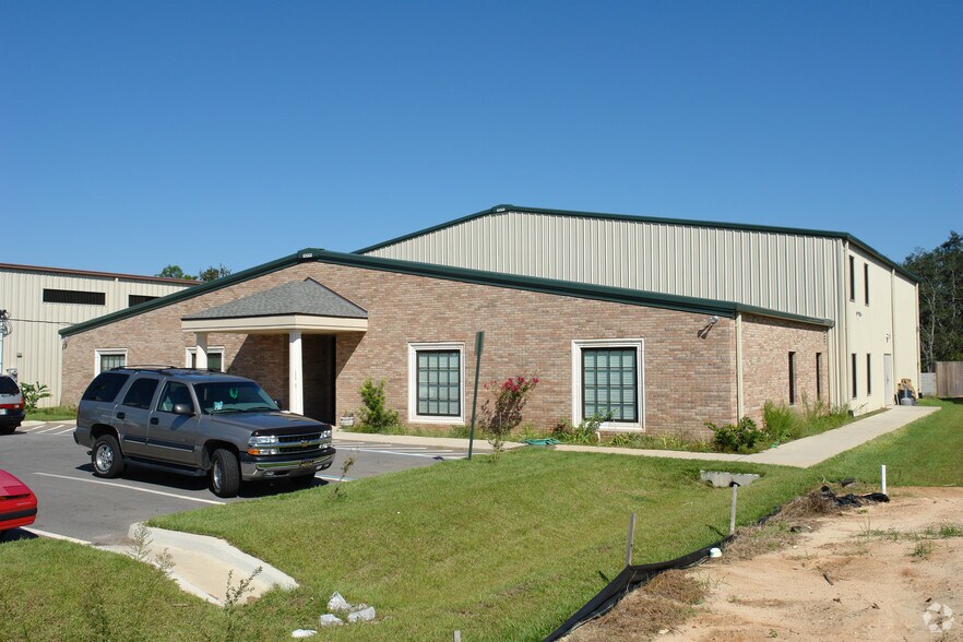 More Photos Of 2990 Gulf Breeze Pky, Gulf Breeze Medical For Lease