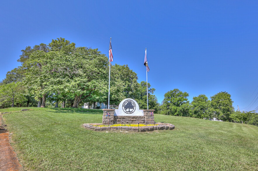 More Photos Of 228 S Military Ave, Lawrenceburg Religious Facility For Sale