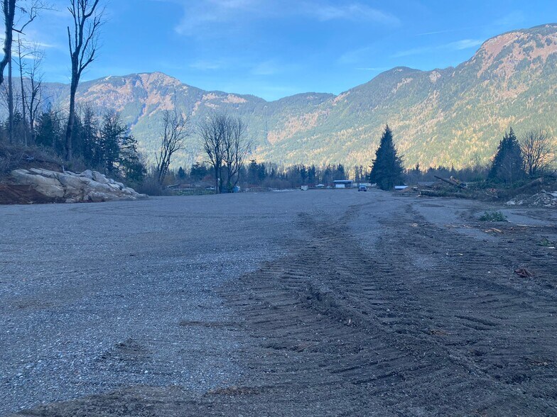 More Photos Of 61934 Estell Rd, Hope Land For Lease