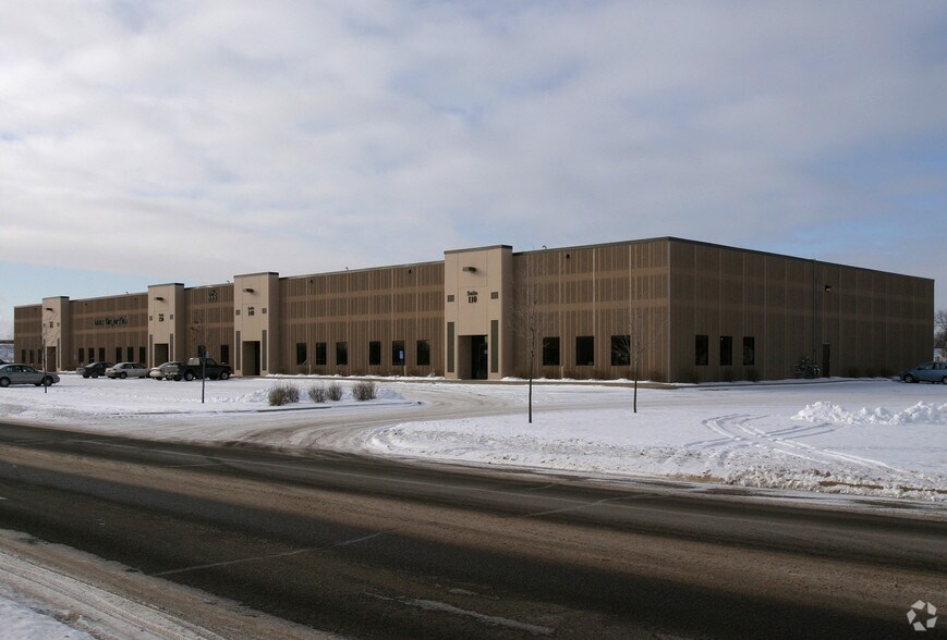 More Photos Of 855 Cleveland St S, Cambridge Light Manufacturing For Lease