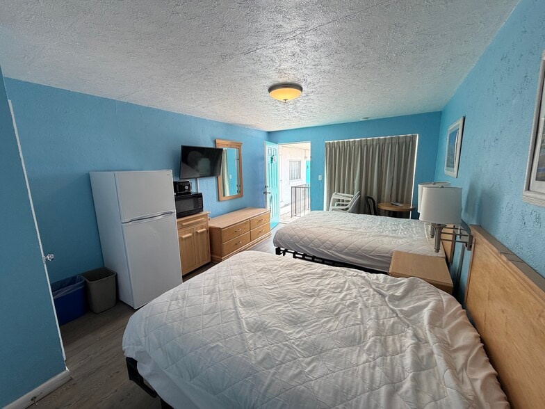More Photos Of 4800 Atlantic Ave, Wildwood Hotel For Sale