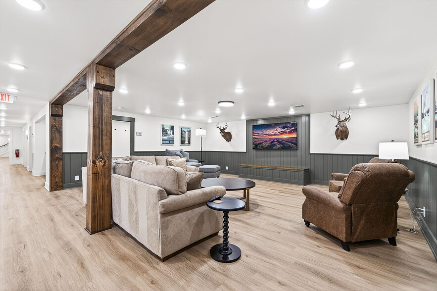 More Photos Of 1249 Gulf Rd, Spencer Golf Course Driving Range For Sale