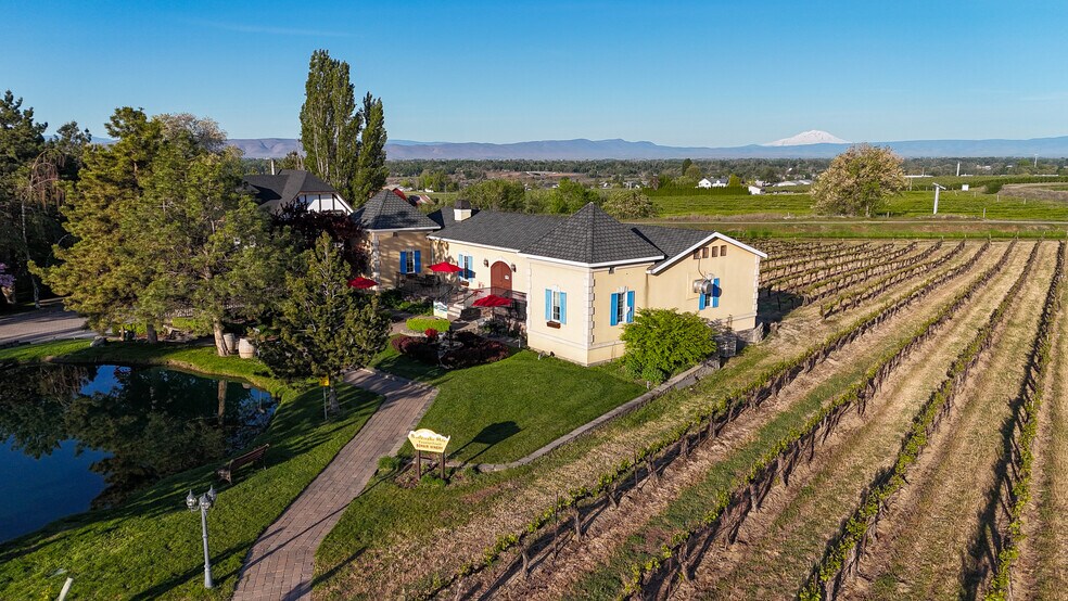 More Photos Of 500 S Bonair Rd, Zillah Winery Vineyard For Sale