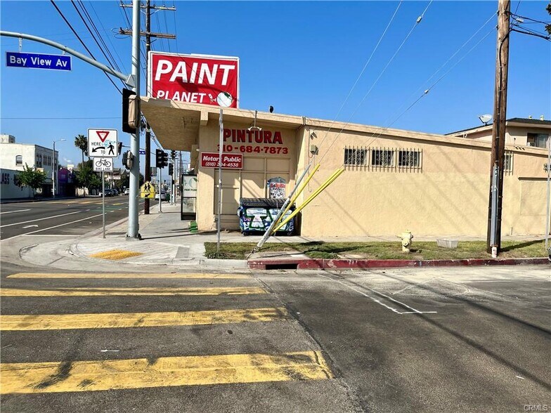 More Photos Of 813 Bay View Ave, Wilmington Apartments For Sale