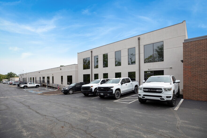 More Photos Of 8300-8320 Nieman Rd, Lenexa Light Manufacturing For Lease