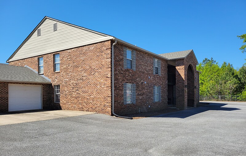 More Photos Of 21A Middleton Blvd, Williamston Apartments For Sale