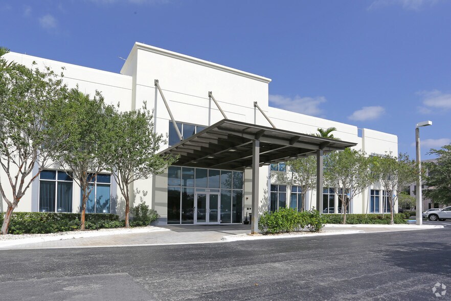 More Photos Of 2010 NW 150th Ave, Pembroke Pines Office For Lease