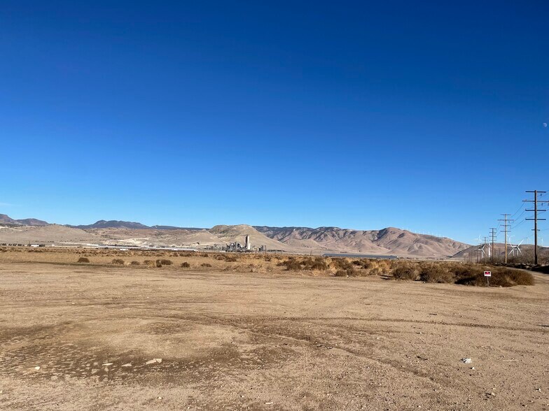 More Photos Of 20028 Tehachapi Willow Springs, Tehachapi Land For Sale
