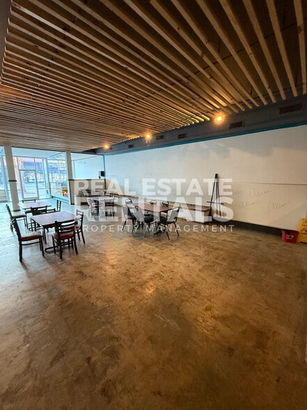 More Photos Of 519 Broad St, Gadsden Storefront For Lease