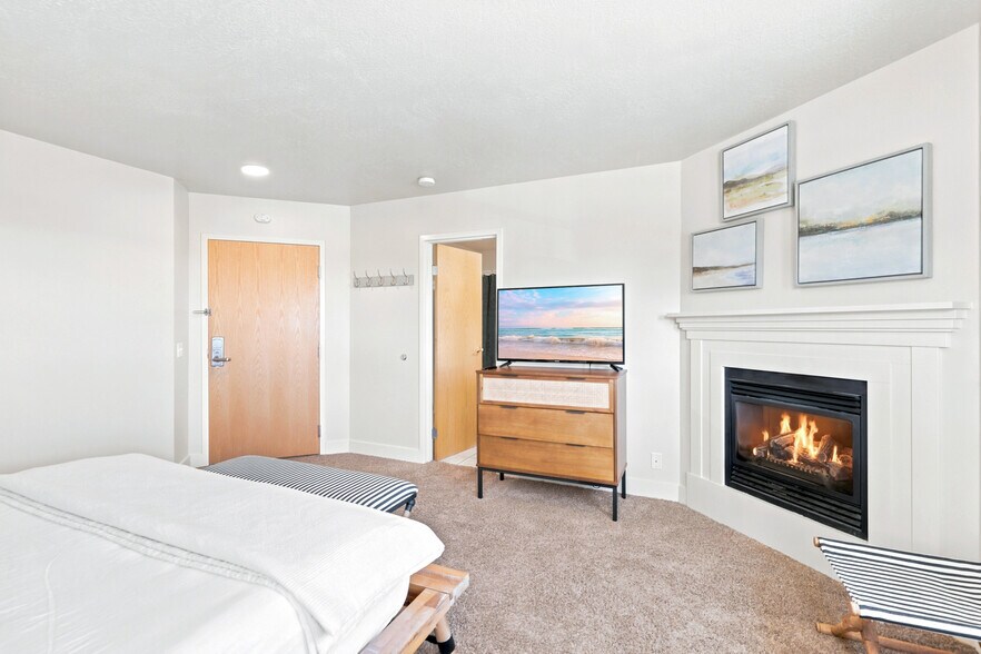 More Photos Of 40 Christa Circle cir, Garden City Specialty For Sale