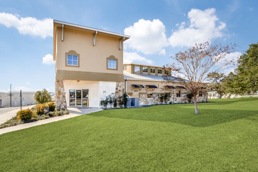 More Photos Of 660 W FM 2410 Rd, Harker Heights Medical For Sale