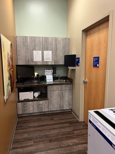 More Photos Of 7725 Hoke Rd, Clayton Unknown For Lease