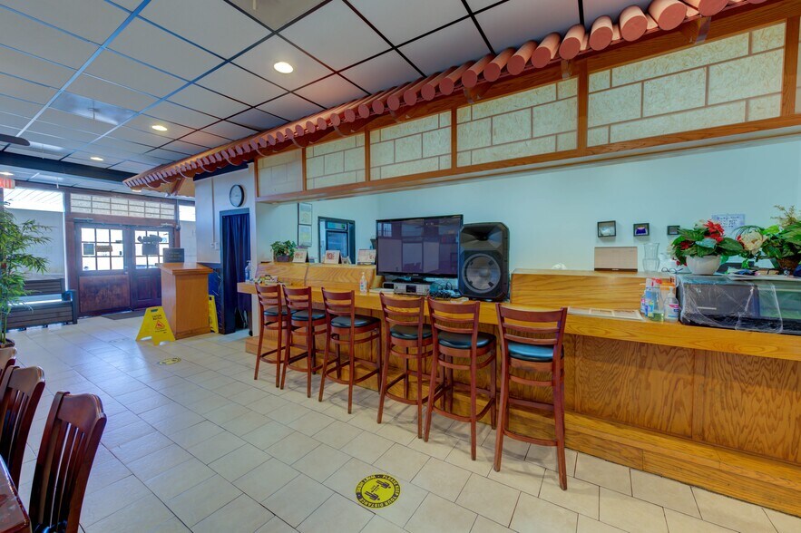 More Photos Of 6634 Two Notch Rd, Columbia Restaurant For Sale