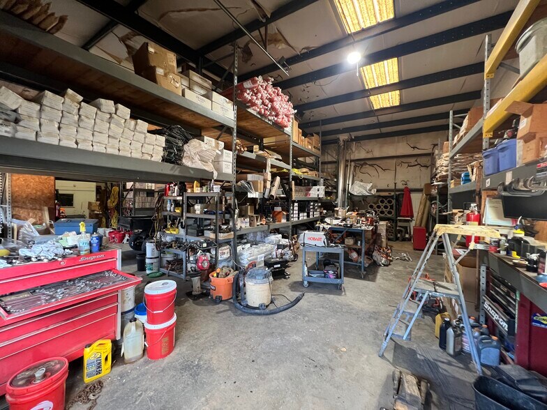 More Photos Of 1496 Sydney Ann Blvd, Mableton Warehouse For Sale