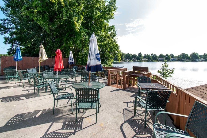 More Photos Of 141 Congamond Rd, Southwick Restaurant For Lease