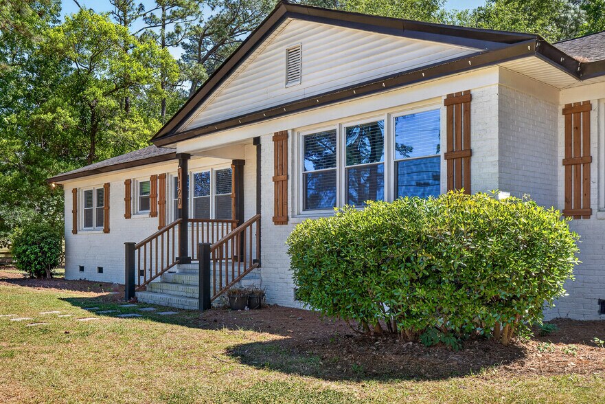 More Photos Of 1120 Central Ave, Summerville Office For Sale