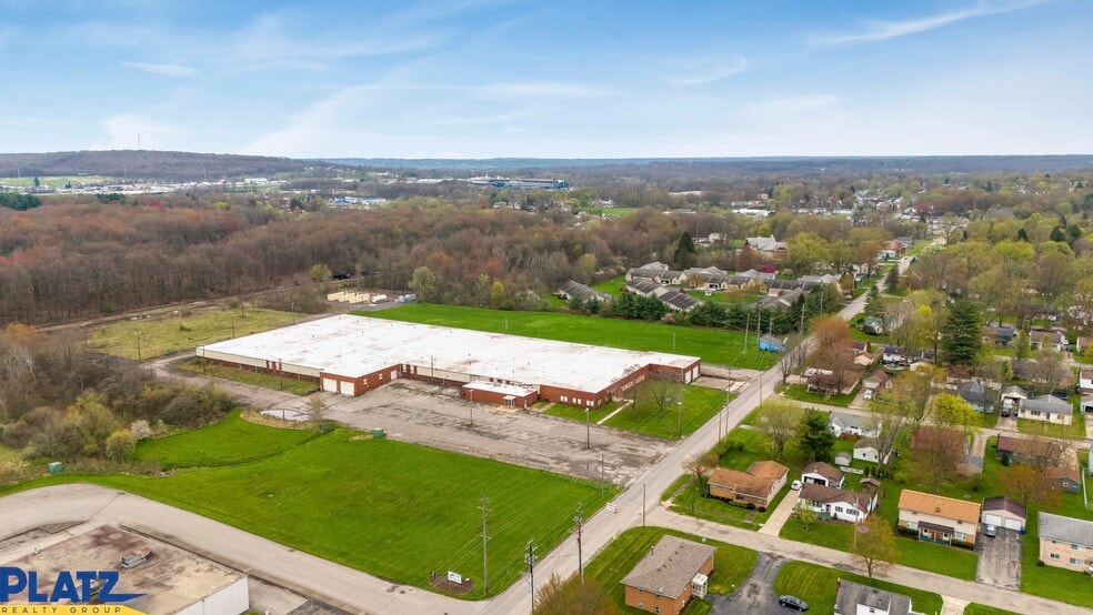 More Photos Of 400 Myron St, Youngstown Manufacturing For Lease