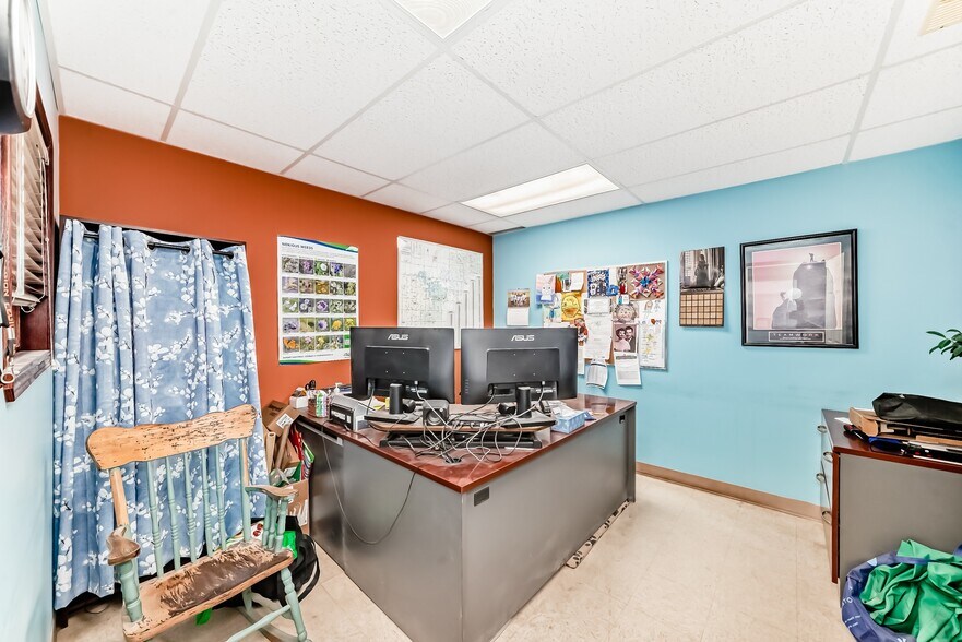 More Photos Of 116 Orchard Way, Strathmore Service For Lease