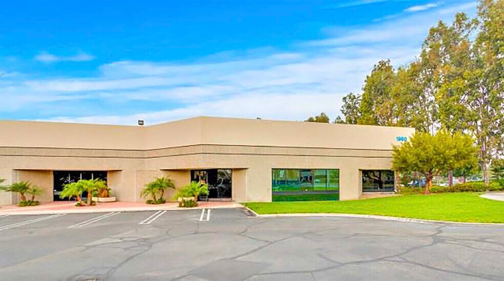 More Photos Of 1980-2000 W Corporate Way, Anaheim Light Manufacturing For Sale