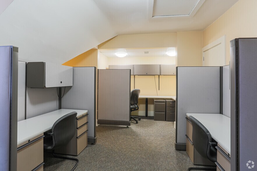 More Photos Of 510 Washington Ave, Carnegie Coworking Space