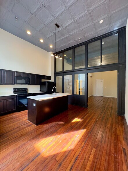 More Photos Of , Baltimore Multifamily For Sale