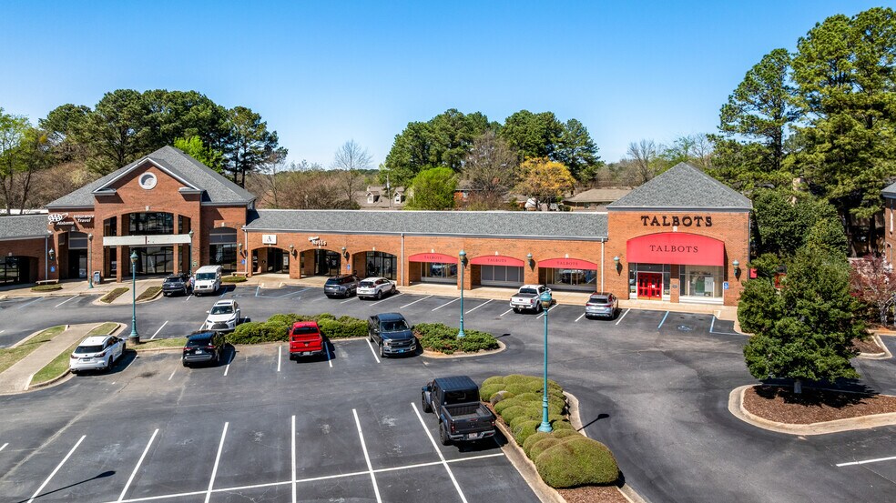 More Photos Of 312 Merchants Walk, Tuscaloosa Unknown For Lease
