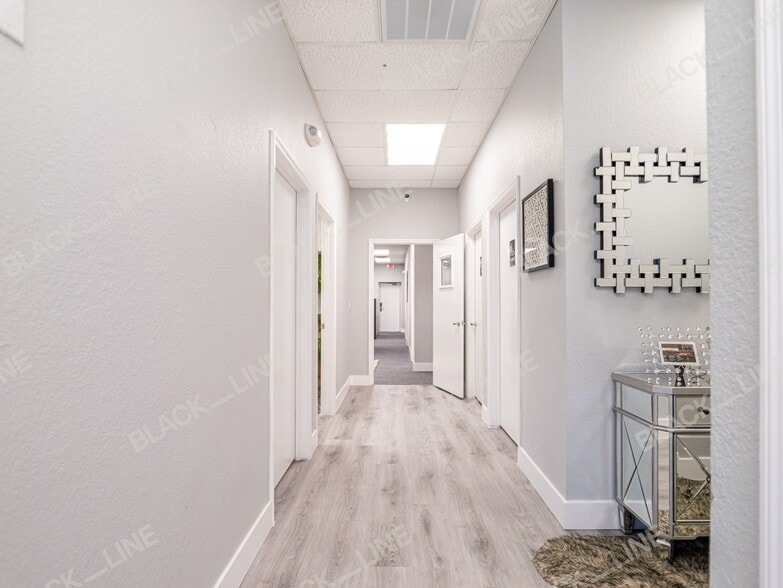 More Photos Of 2290-2298 W Airport Blvd, Sanford Flex For Sale