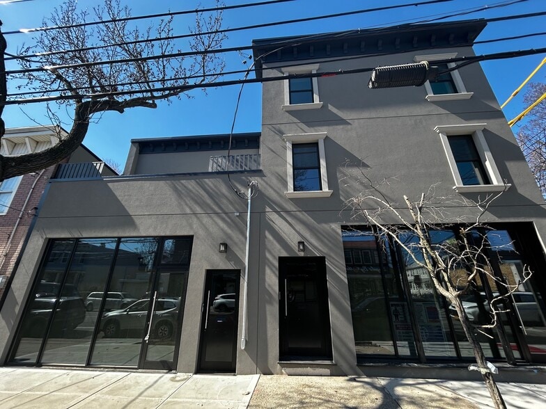 More Photos Of 1230 Bay St, Staten Island Storefront Retail Residential For Sale